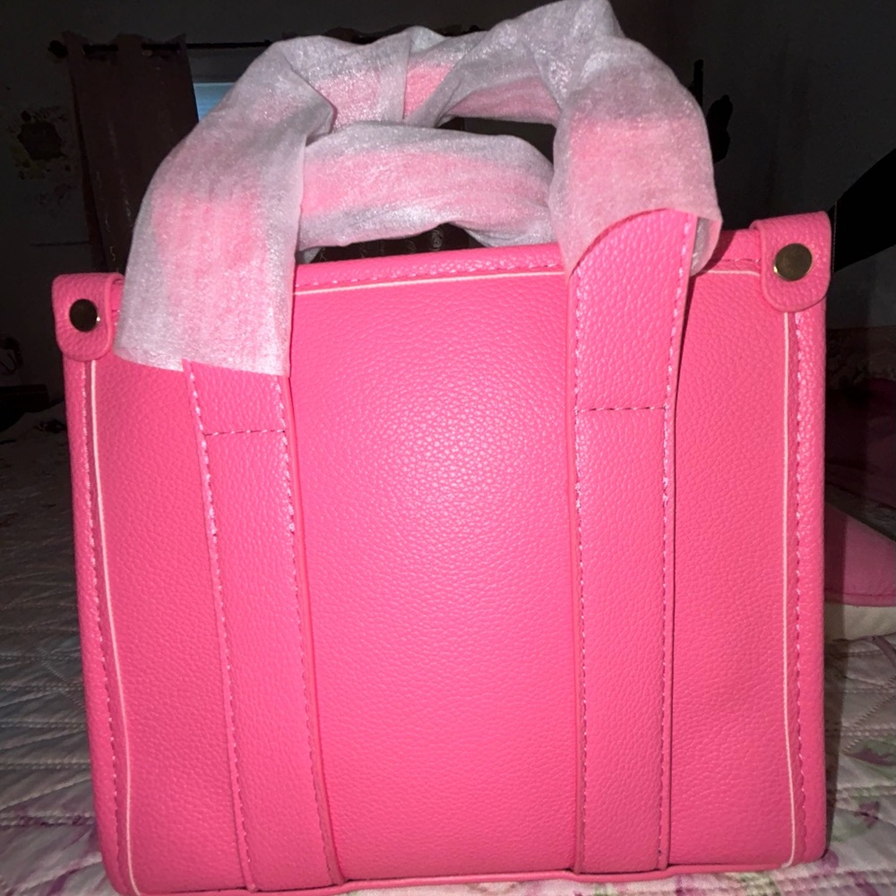 Cute small pink glitter sequin tote bag. - Picture 3 of 7